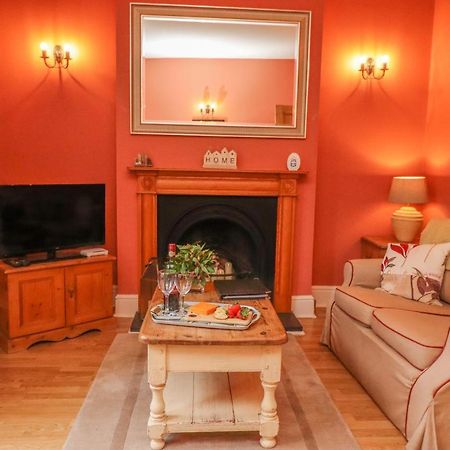 West End House Villa Whitby Bagian luar foto