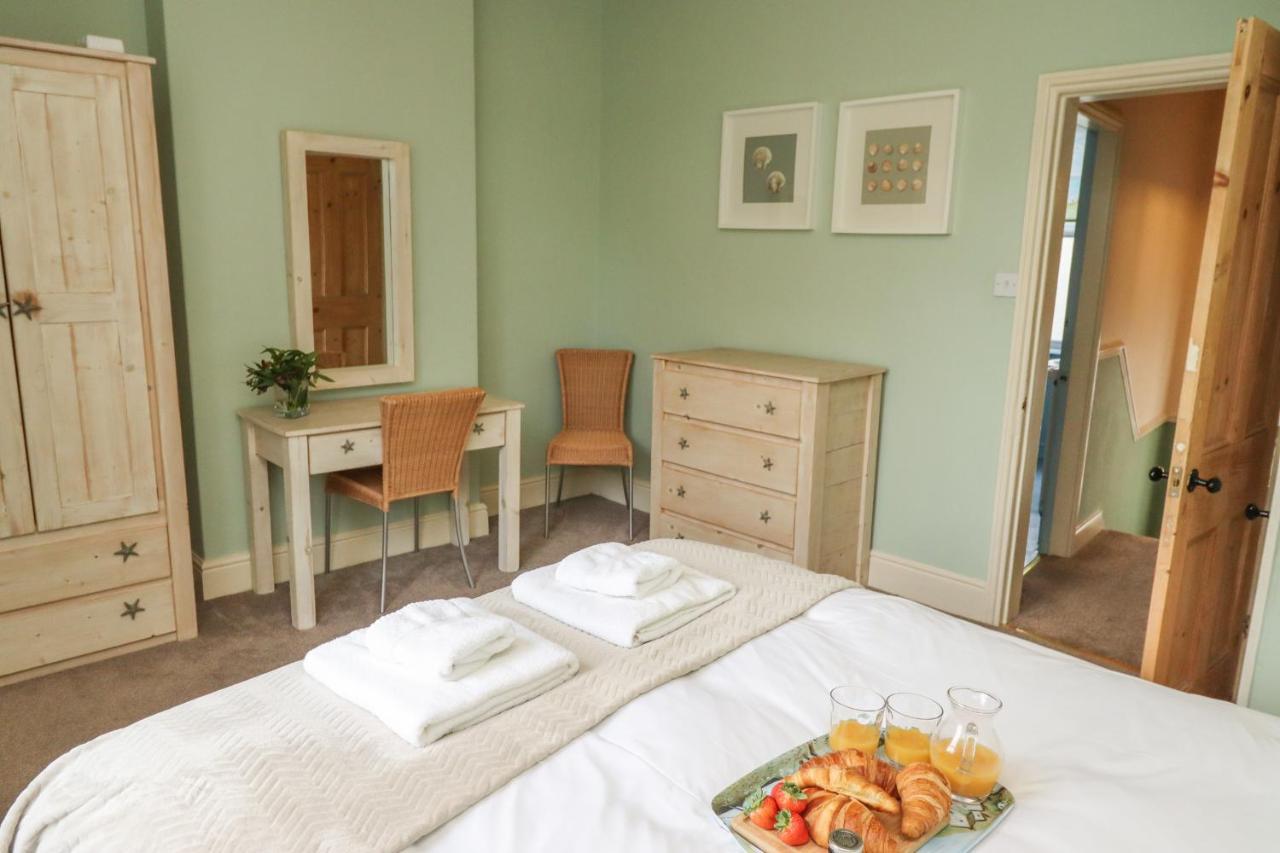 West End House Villa Whitby Bagian luar foto