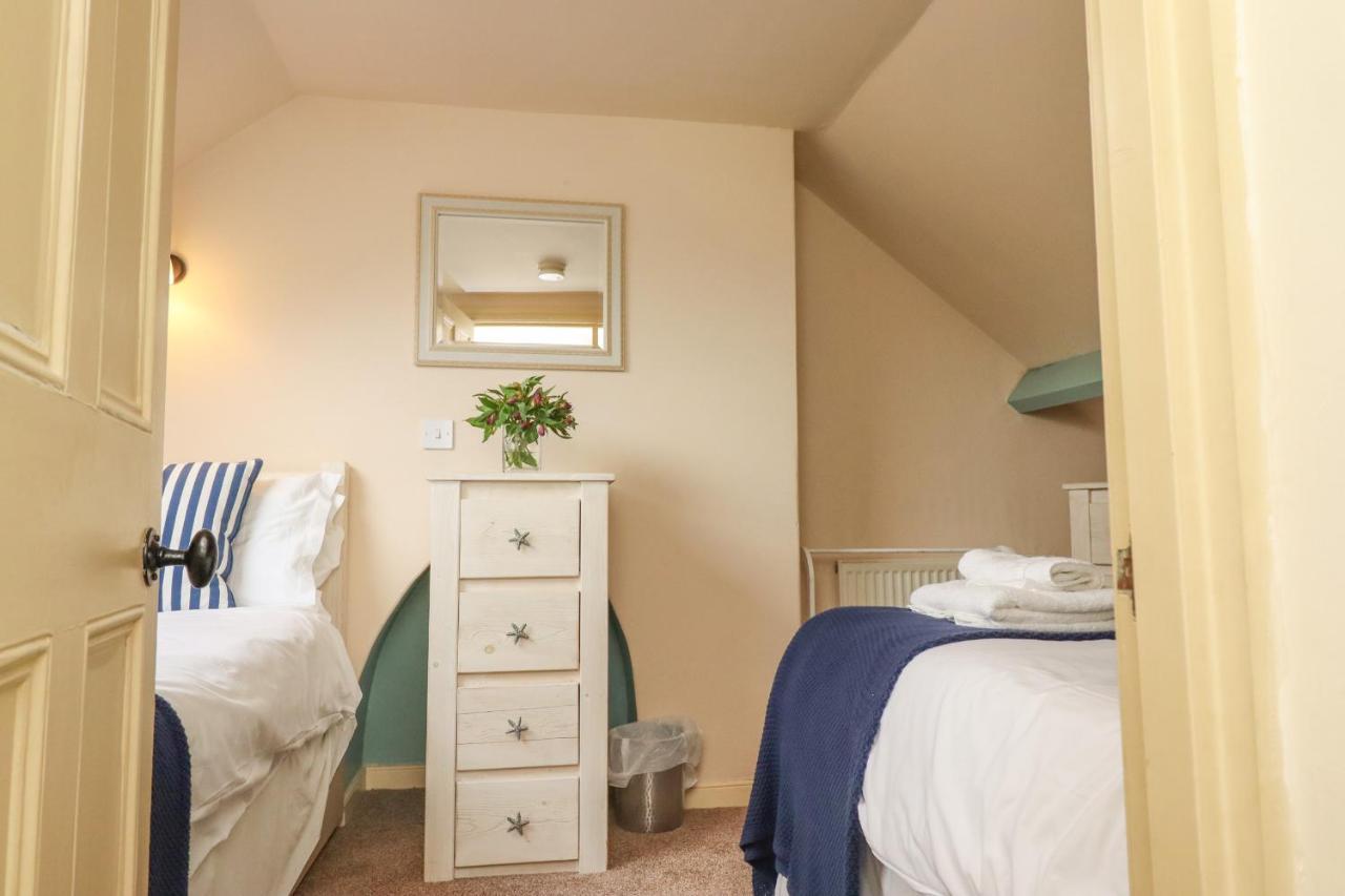West End House Villa Whitby Bagian luar foto