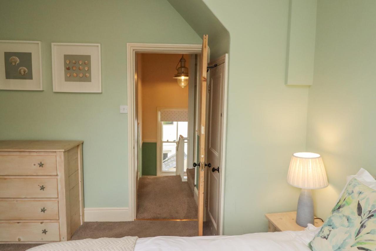 West End House Villa Whitby Bagian luar foto