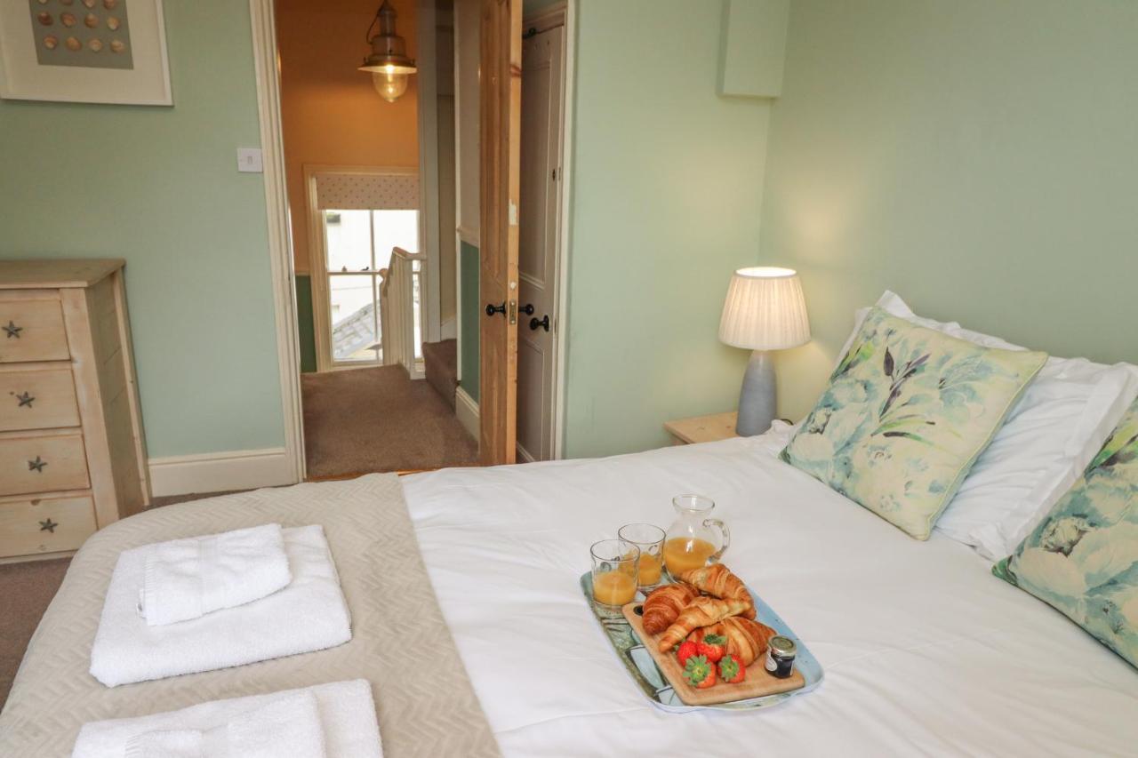 West End House Villa Whitby Bagian luar foto